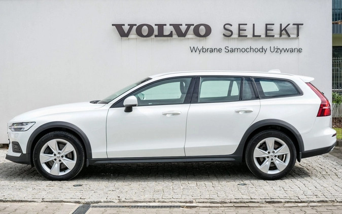 Volvo V60 Cross Country cena 144900 przebieg: 96700, rok produkcji 2020 z Słupsk małe 436